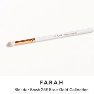 New F.A.R.A.H Blender Brush 25E Rose Gold Collection NEW Ipsy bag